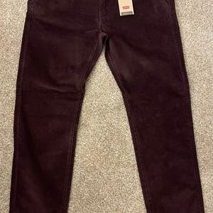 Levi's Chino Corduroy "Standard Taper" (36x32) NWT